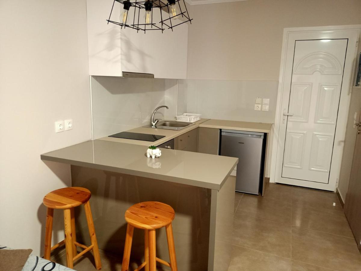 Almiriki Studios & Apartments Alykes  Buitenkant foto